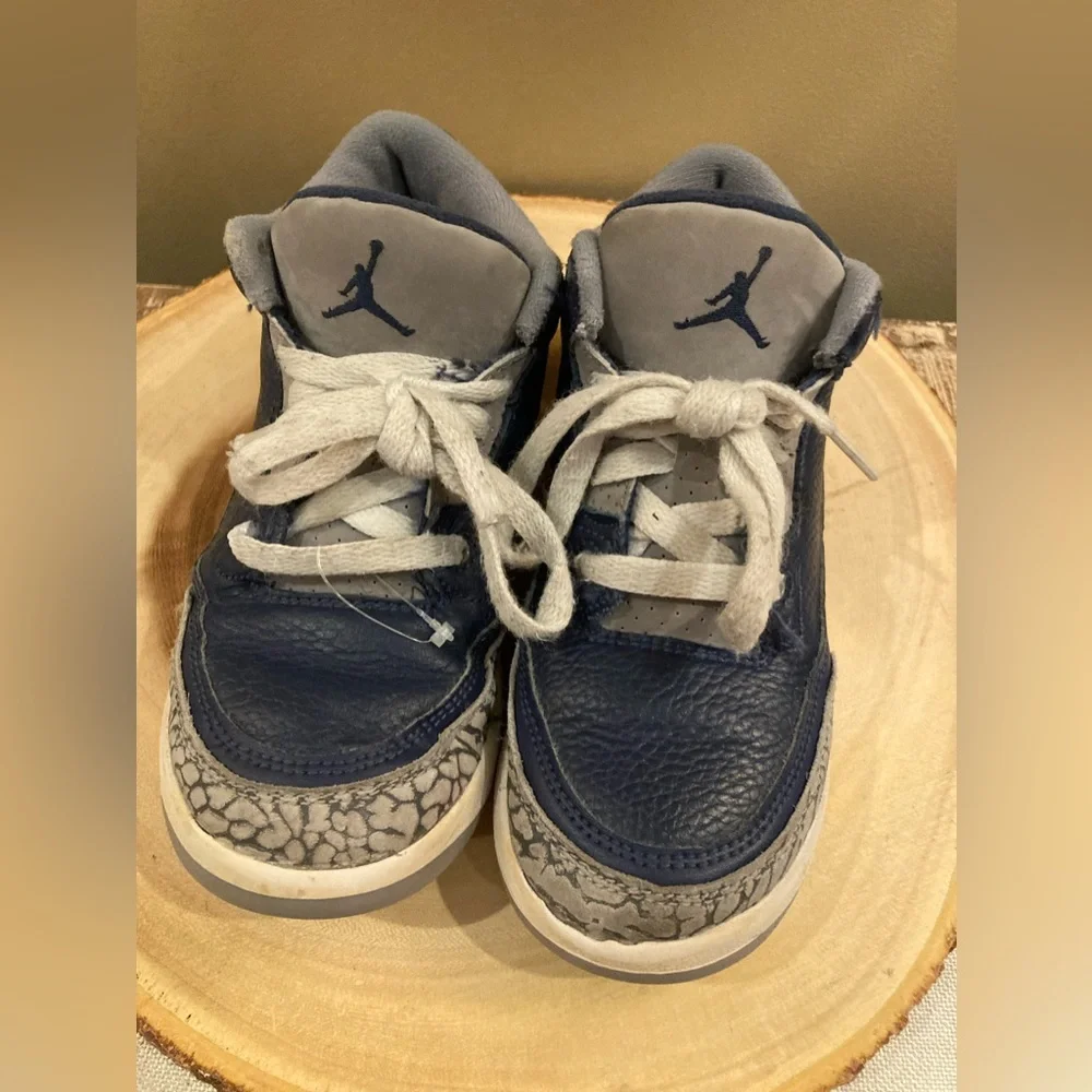 NIKE JORDAN 3‎ RETRO GEORGETOWN BLUE/GREY LEATHER SNEAKERS SHOES YOUTH SZ 1
